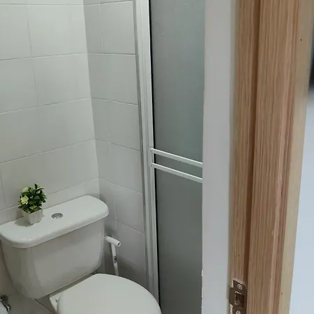 Comoda Y Execelente Ubicacion Apartamento